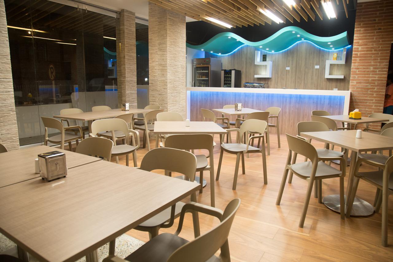 Hotel Portobahia Santa Marta Rodadero ภายนอก รูปภาพ